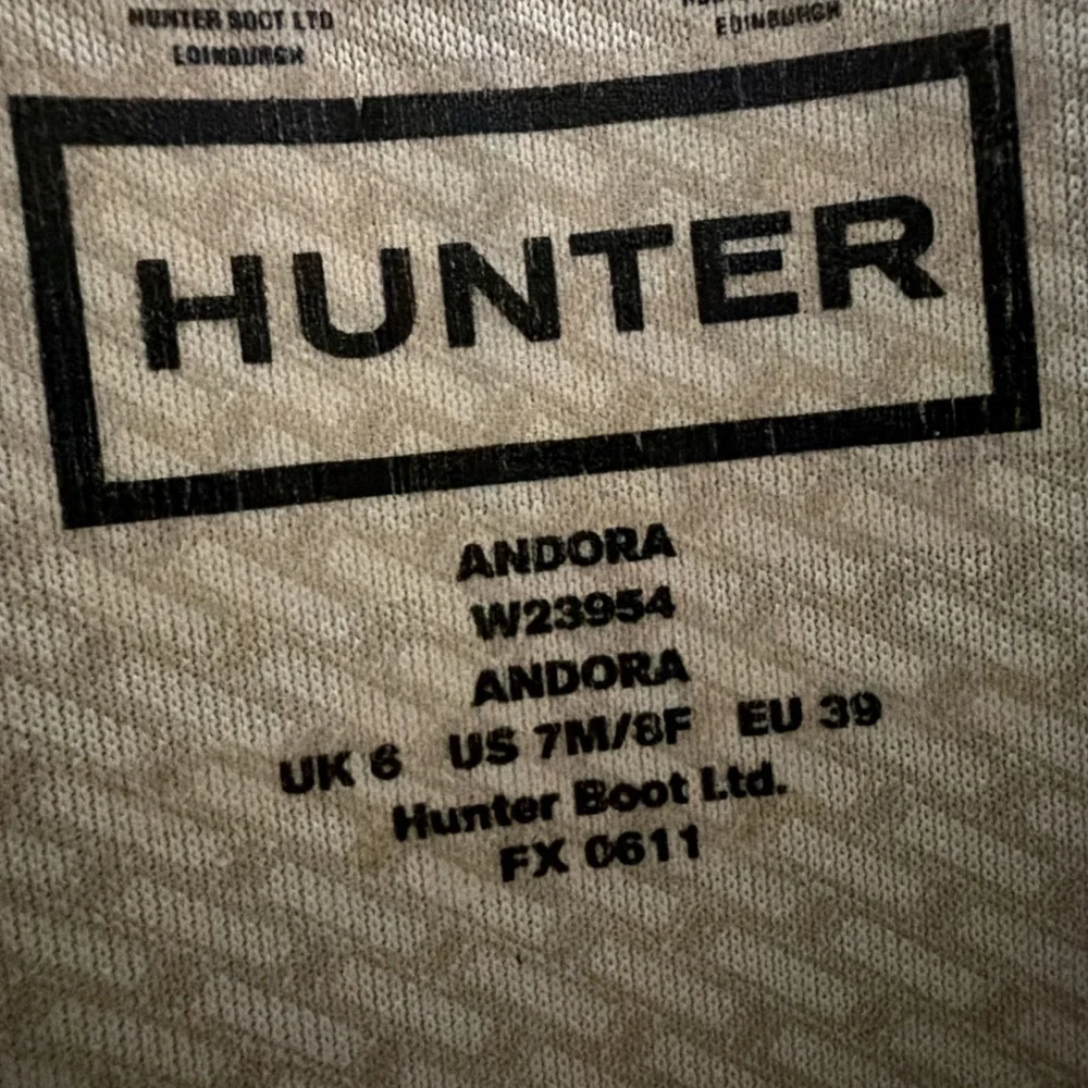 Hunter see photos